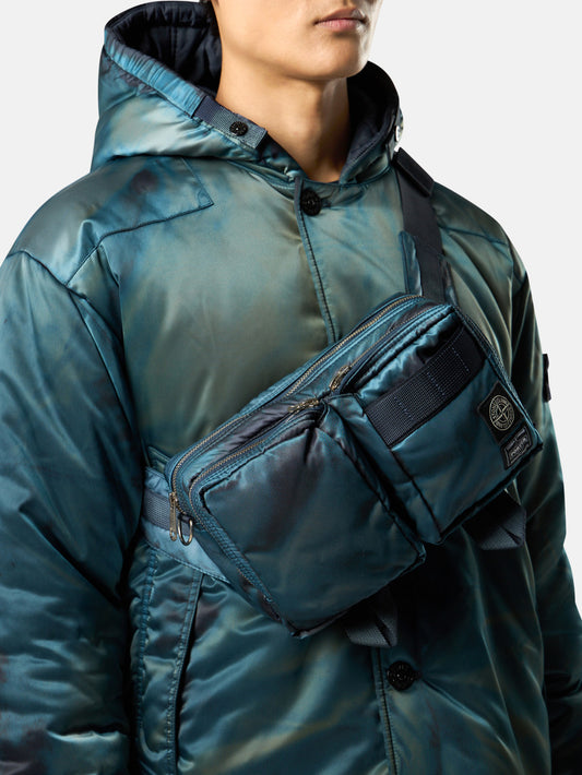 9200004 HAND CORROSION ON NYLON TWILL