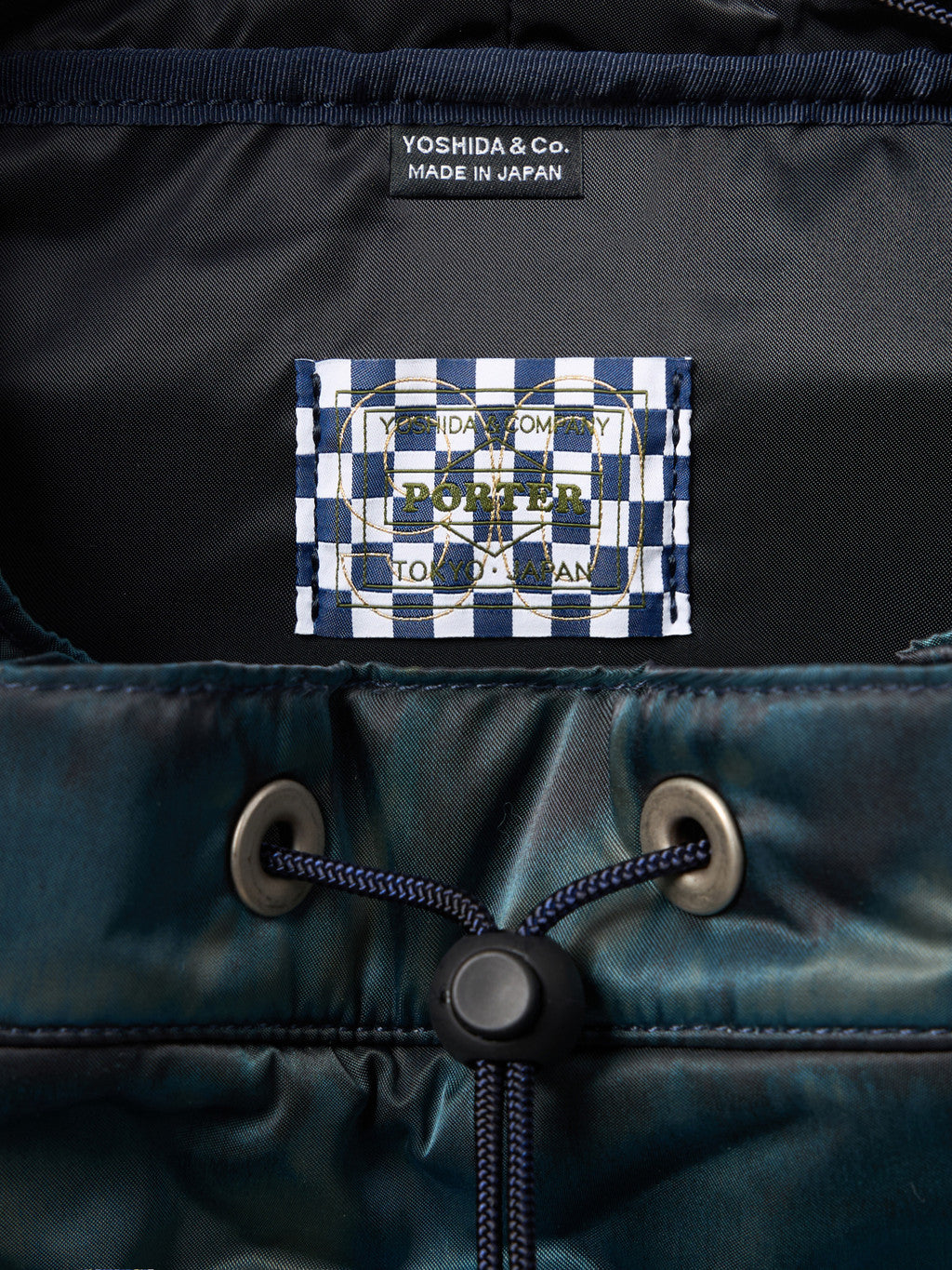 9200002 HAND CORROSION ON NYLON TWILL