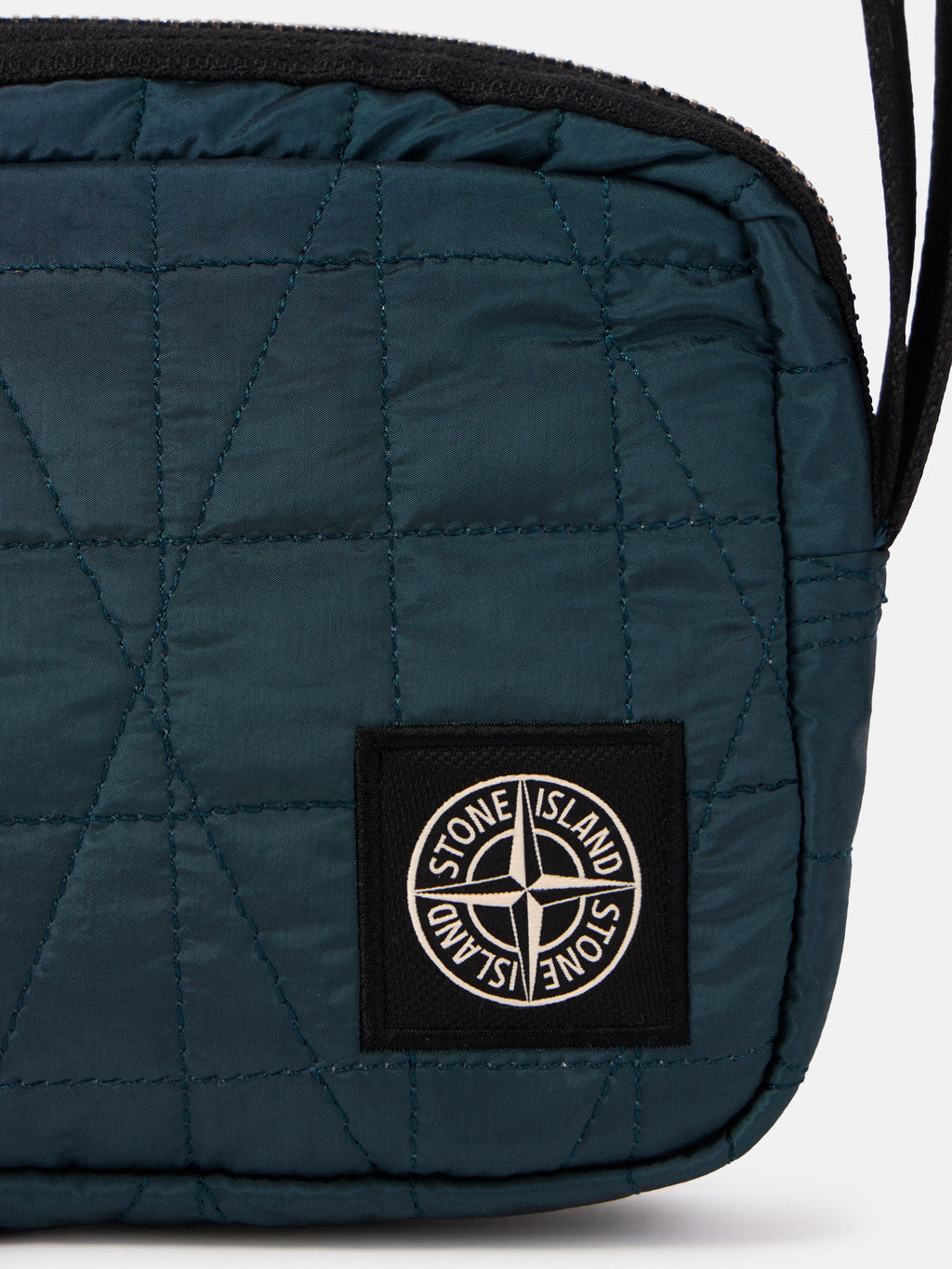 9200017 QUILTED NYLON METAL IN ECONYL