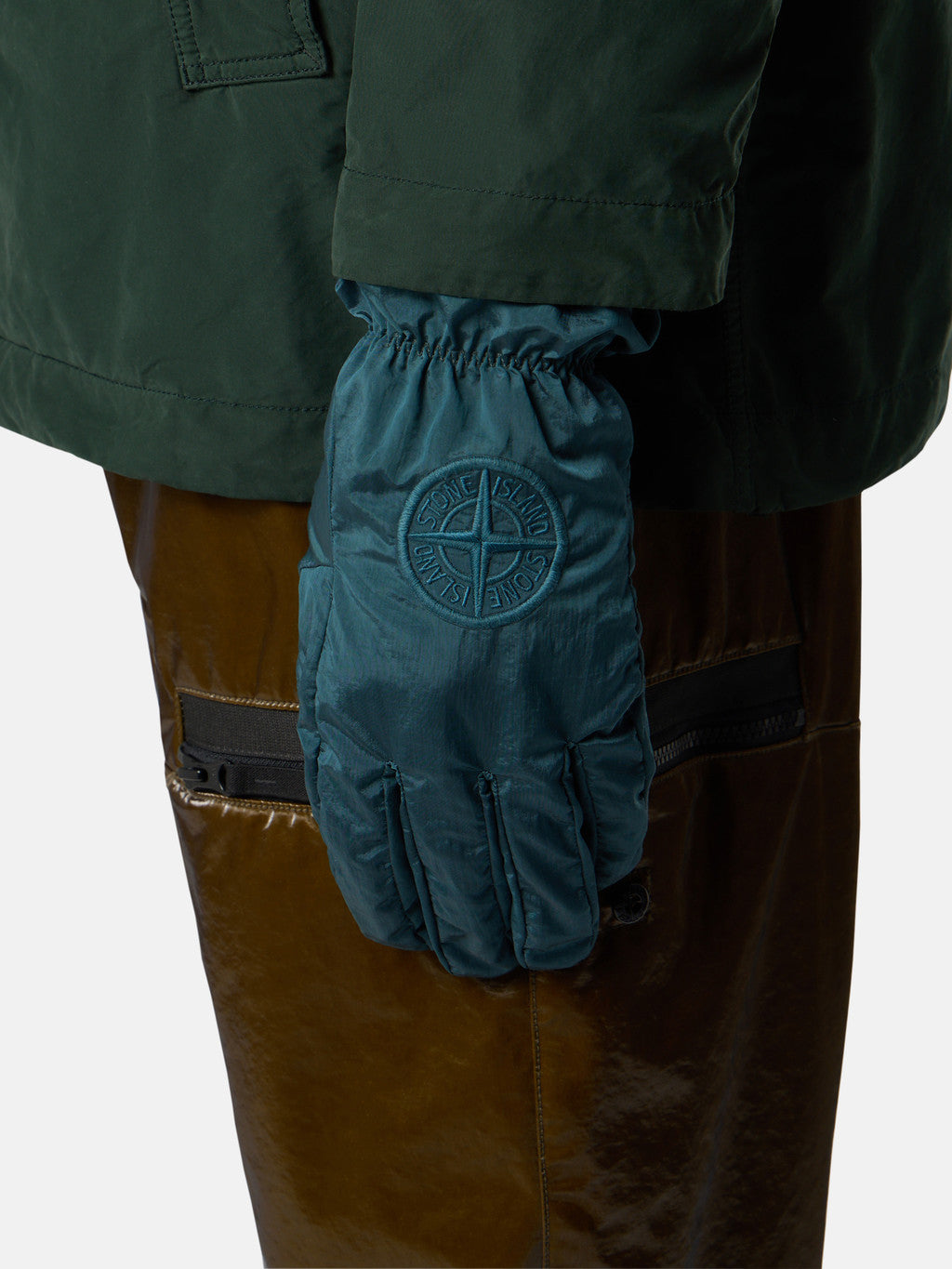 9400001 COATED NYLON METAL IN ECONYL